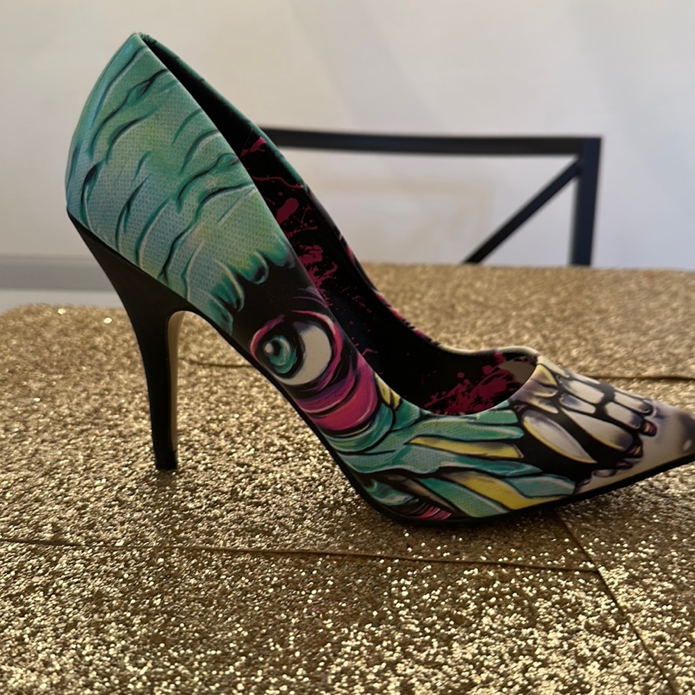 Iron Fist Zombie heels size 8 never worn